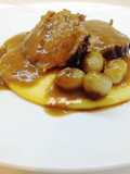 Stracotto piemontese con polenta e cipolline borettane