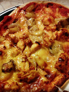 A picture of buffalo chicken flatbread pizza.