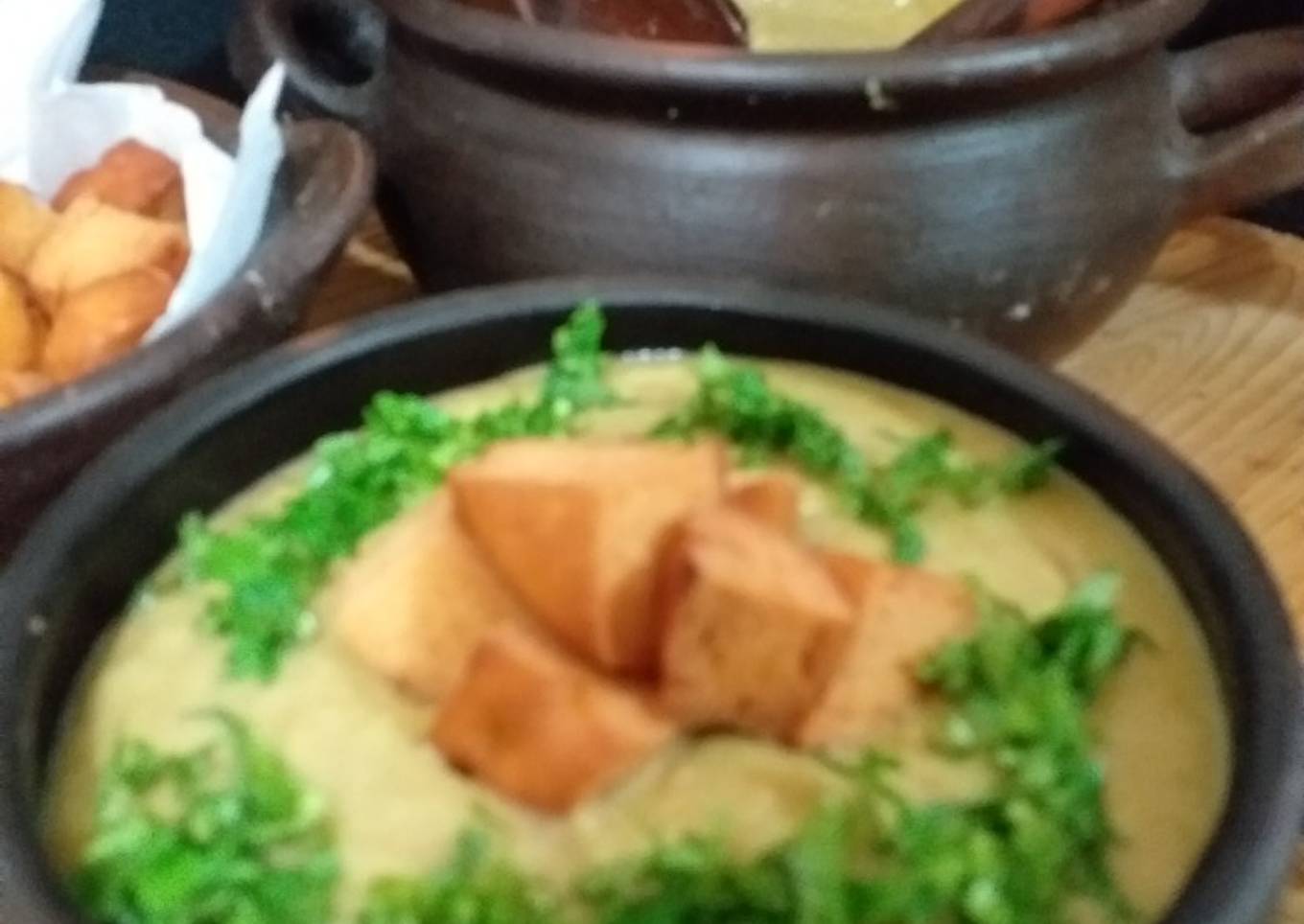 Crema de lentejas al curry con crutones