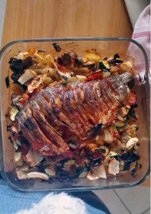 Lecsós sült hal zöldségekkel recept fotója