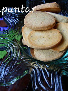 Una foto de Galletas de queso parmesano 🧀 🧀