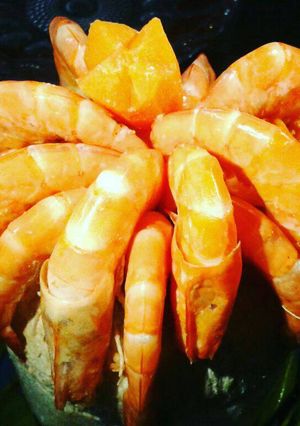 Hình của món Tôm sú luộc nước dừa.