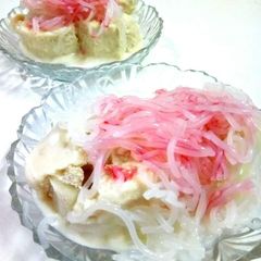 A picture of Faluda Kulfi.