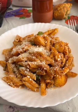 Una foto de Macarrones con manzana y calabacín