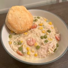 A picture of Crockpot Chicken Pot Pie with Biscuits.