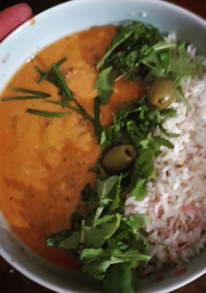 Une photo de Dahl de lentilles vertes au lait de coco/curry