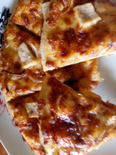 A picture of Homemade Chicken Pizza.