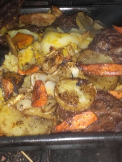 Una foto de Tapa de asado con verduras al horno