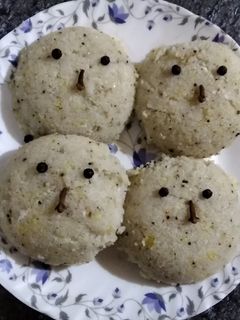 இன்ஸ்டன்ட் பெப்பர் இட்லி செய்முறை முக்கிய புகைப்படம்