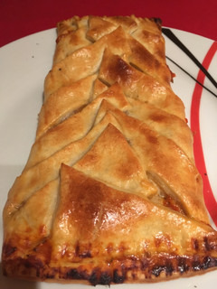 Una foto de Empanada de atún y queso