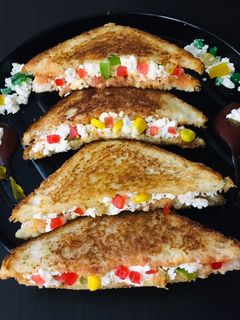 पनीर सैंडविच (paneer sandwich recipe in Hindi) रेसिपी मुख्य फोटो