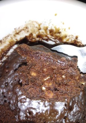 صورة لوصفة كيكة الشوكولاتة بالمايكرويف 🍰🍫
