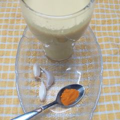 A picture of Garlic Turmeric Yellow Milk.