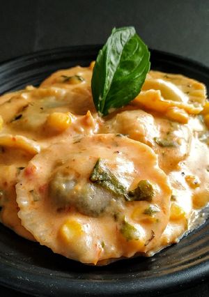 A picture of Ravioli (Stuffed pasta).