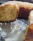 Budín de naranja con glasé de limón