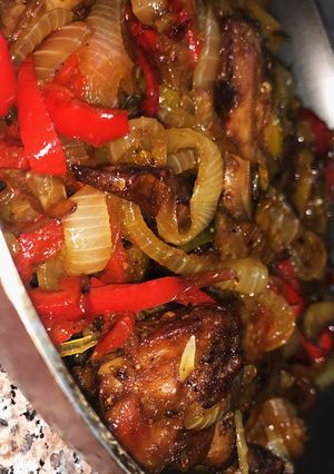 A picture of Peppered chicken.