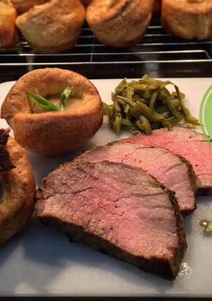 Una foto de Roast Beef (Rosbif) & Yorkshire pudding