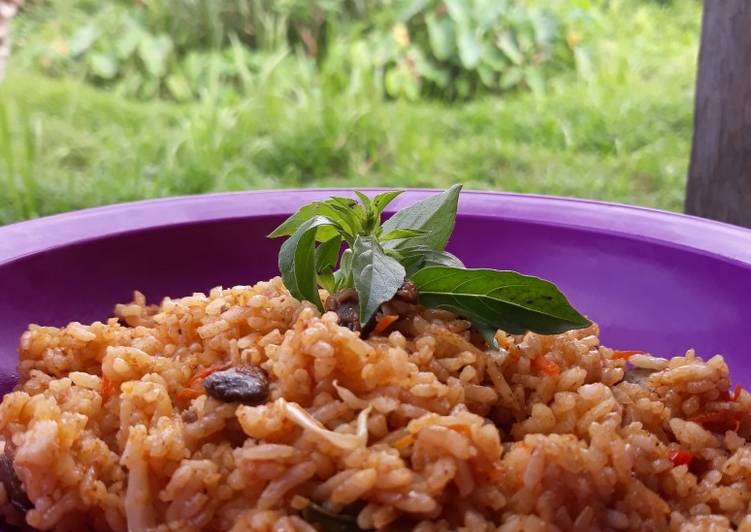 Cara Gampang Menyiapkan Nasi Goreng Rendang Royco, Enak Banget