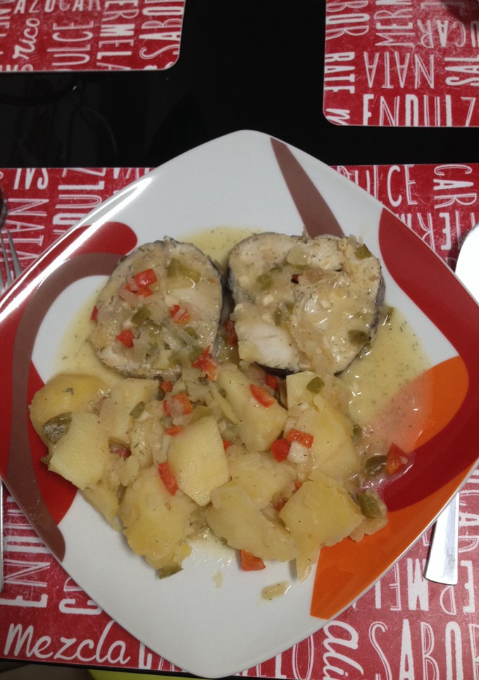 Una foto de Merluza guisada