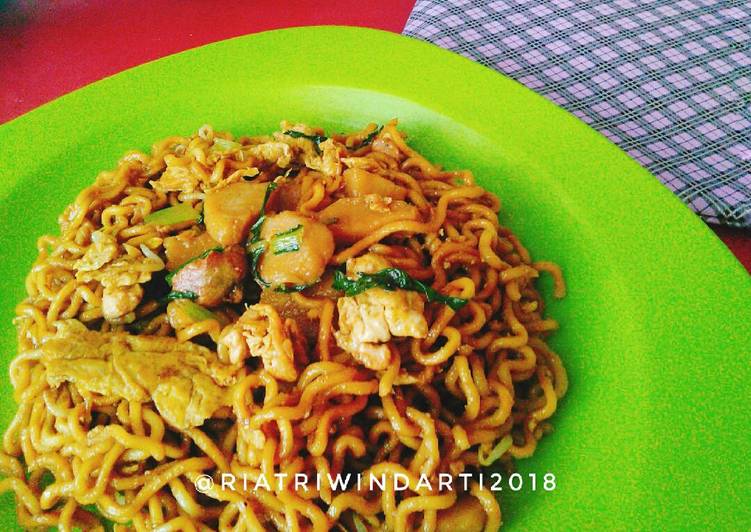 Langkah Mudah untuk Menyiapkan Mie Goreng Kecap yang Bikin Ngiler