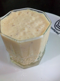 A picture of Mango shake.