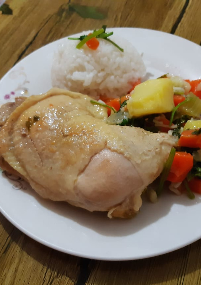 Una foto de Guisado de pollo 🇻🇪 estilo Edgar