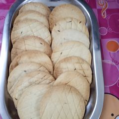 A picture of Salted Jeera Biscuits.