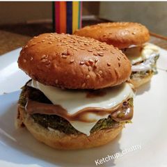 Green veg Tikki Burger A picture of Green veg Tikki Burger.
