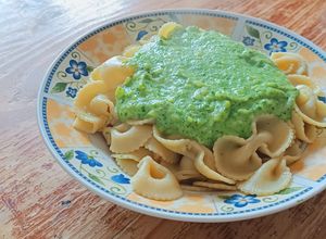 Una foto de Fideos con brócoli 🥦