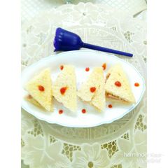 A picture of Seekh Sandwiches.