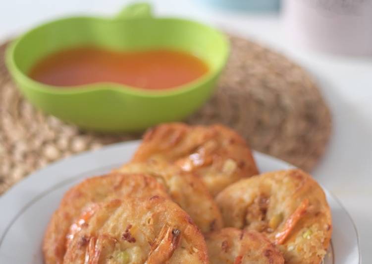 Bikangdoang / bakwan khas Makassar