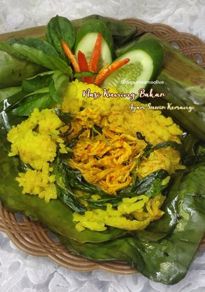 Foto resep Naskun Bakar (Nasi Kuning Ayam Suwir Kemangi Bakar) | Nasi Bakar