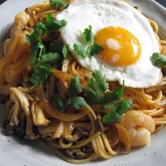 A picture of Fiery Tom Yum Kung Spaghetti.