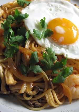 A picture of Fiery Tom Yum Kung Spaghetti.
