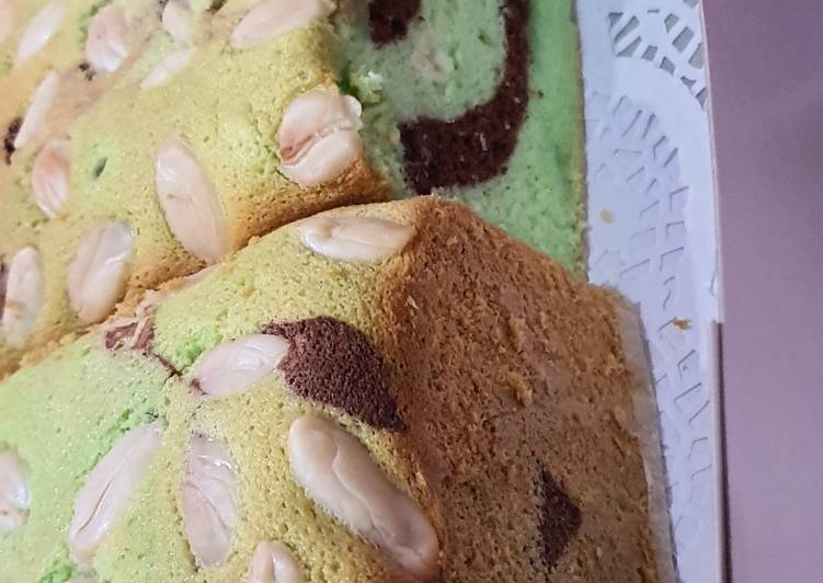 Langkah Mudah untuk Membuat Marmer putih telur pandan Anti Gagal