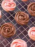 [COOKING BUBU] Rose Chocolate Cookies - Valentine's Day Treat, Egg-Free and Butter-Free, Only 3 Ingredients ♥