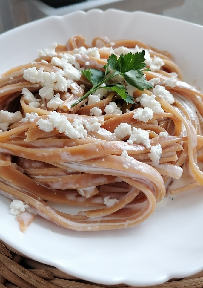 Una foto de Pasta de chipotle a la crema de ajo