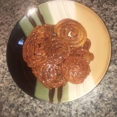 A picture of Jalibe (indian sweet).