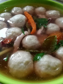 Foto resep Tomyam sotong bakso ikan praktis