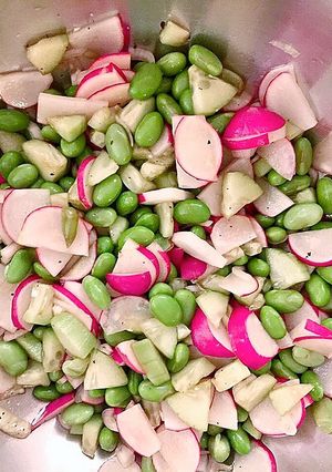 A picture of Oriental Soya Bean Salad.