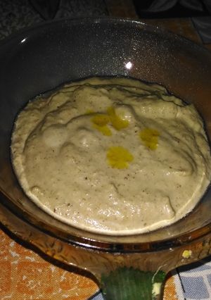 A picture of Lashun ki chutney.