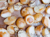 Papas crocantes al horno con romero y tomillo aromatizadas