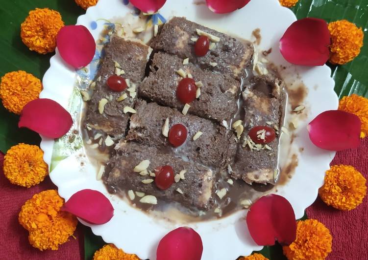 Step-by-Step Guide to Prepare Ultimate Chocolatety bread rolls