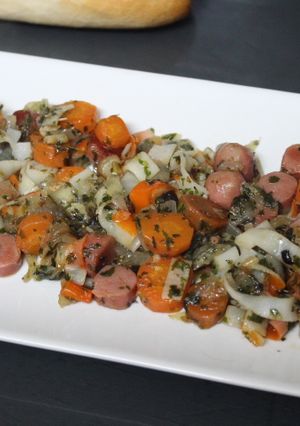 Foto principal de Zanahorias con salchichas y surimi
