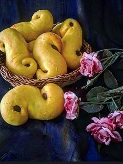 عکسی از دستور نان لوسی(لوسیا)