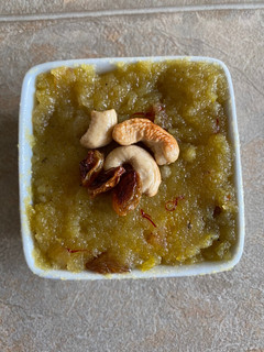 அவல் கேசரி (Aval kesari recipe in tamil) செய்முறை முக்கிய புகைப்படம்
