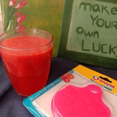 A picture of Strawberry Lemonade.