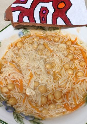 Una foto de Sopa de garbanzos y zanahoria