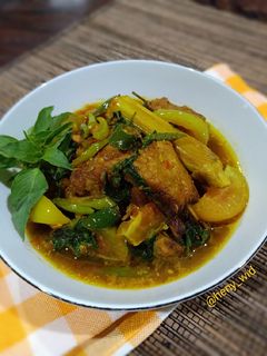 Foto resep Kalak'an (Hiu Asap) Kuah Kecap Tomat & Cabe Ijo
