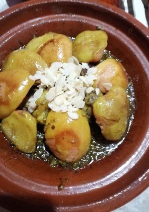 صورة لوصفة طاجين باللحم والسفرجل المعسل